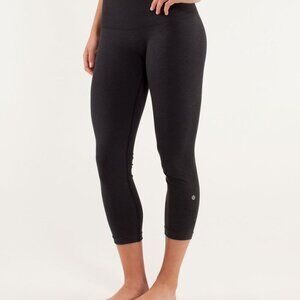 Lululemon Ebb To Flow Crop Charcoal Size 2